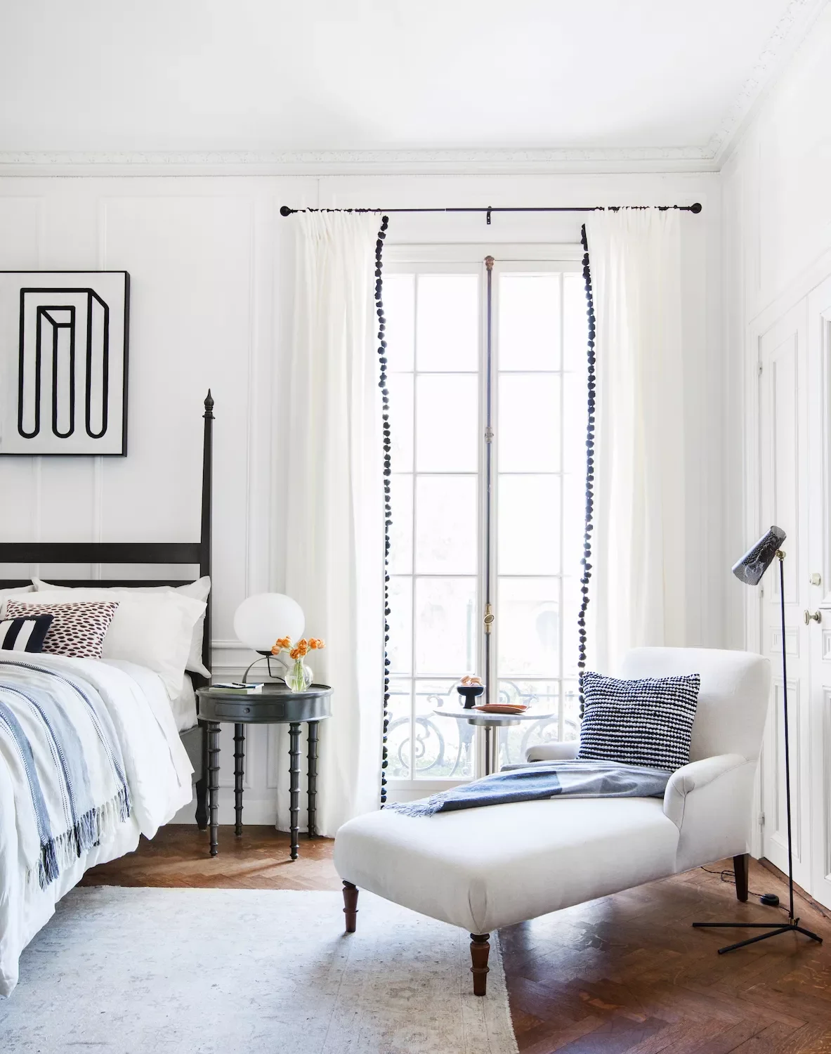 77 Bedroom Design Ideas That Perfectly Balance Personal Style and Sophistication Try a Chaise Longue