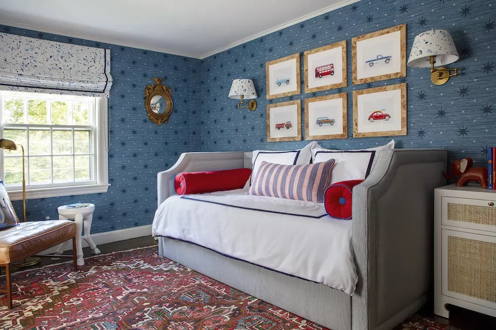 13 Creative Daybed Solutions That Make Small Spaces Feel Bigger and More Functional 10 Try a Daybed as an Alternative to a Twin
