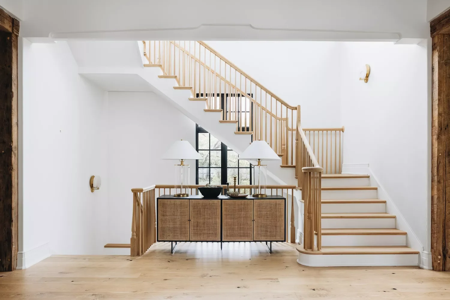 25 Charming Farmhouse Stair Railing Ideas to Transform Your Home 3 Try a Larger Staircase
