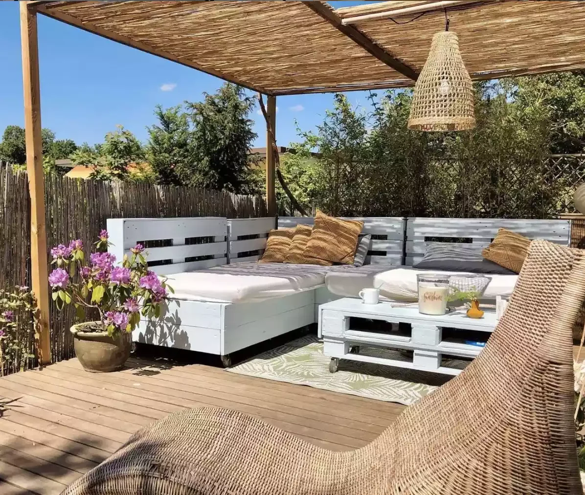 50 Stunning Patio Cover Ideas to Transform Your Outdoor Space Try a Reed Mat Roof