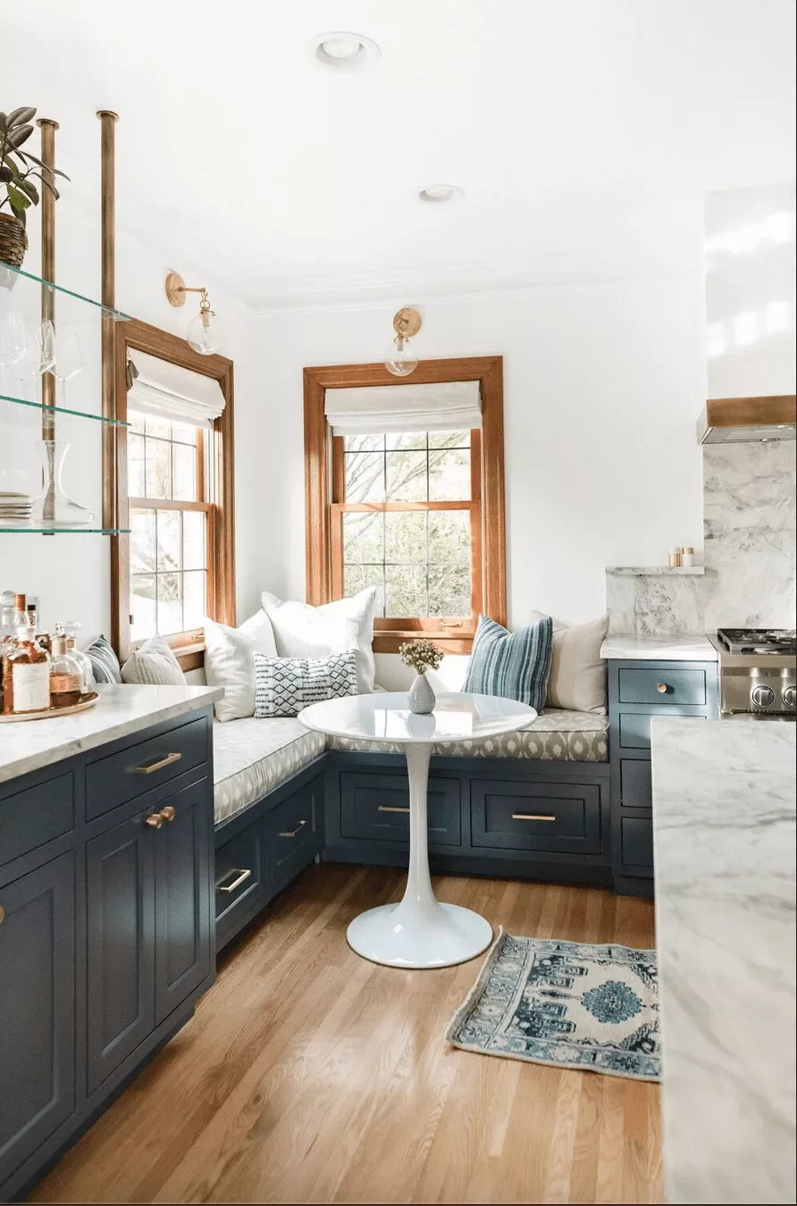 37 Creative Banquette Seating Ideas to Transform Your Home into a Cozy Cafe 6 Try a Small Corner Banquette