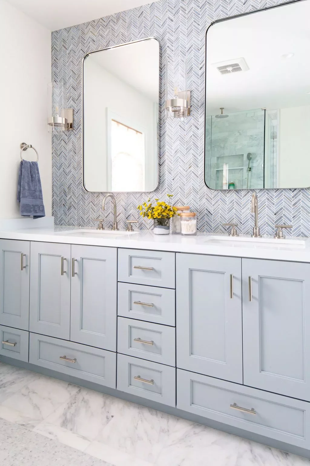25 Stunning Double Vanity Ideas That Will Transform Your Bathroom 9 Try a Soothing Blue