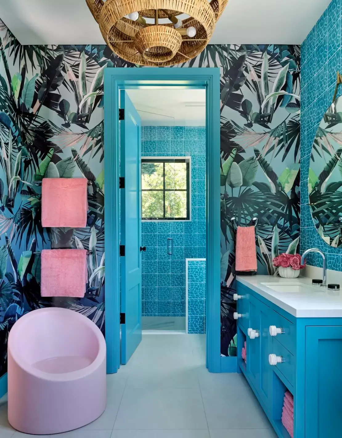 42 Bold Bathroom Color Ideas That Transform Small Spaces Into Stunning Retreats 9 Turquoise