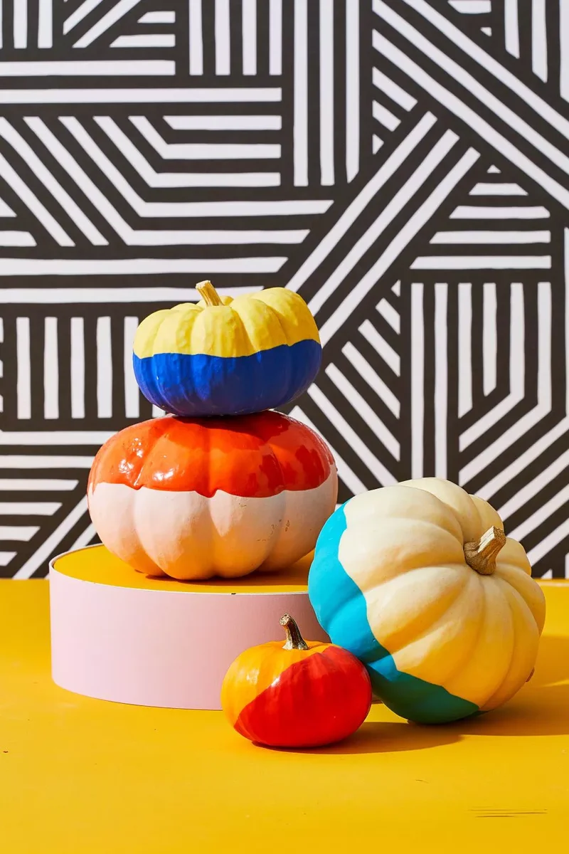 46 Creative Pumpkin Painting Ideas for Fall Home Decor 31 Two-Toned Pumpkins