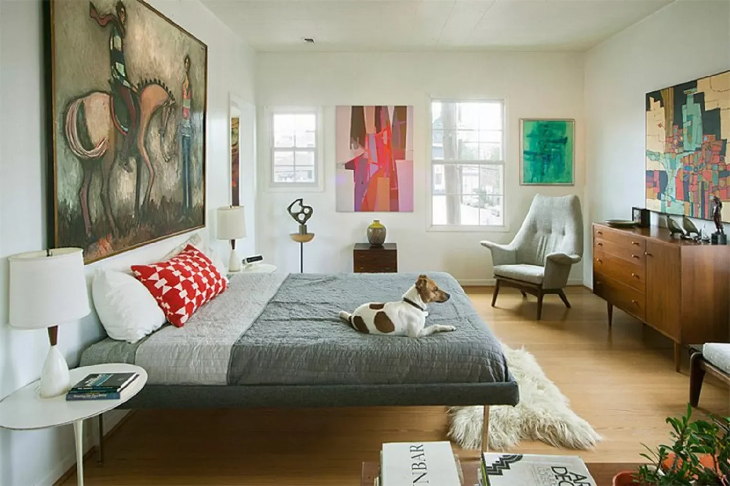 27 Stunning Midcentury Modern Bedroom Ideas That Will Transform Your Space 15 Unexpected Red