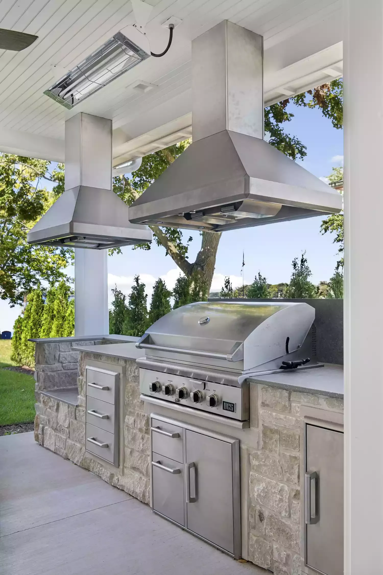 18 Stunning Outdoor Dining Ideas That'll Transform Your Backyard Into the Ultimate Summer Escape 9 Upgrade Your Cooking Set-Up