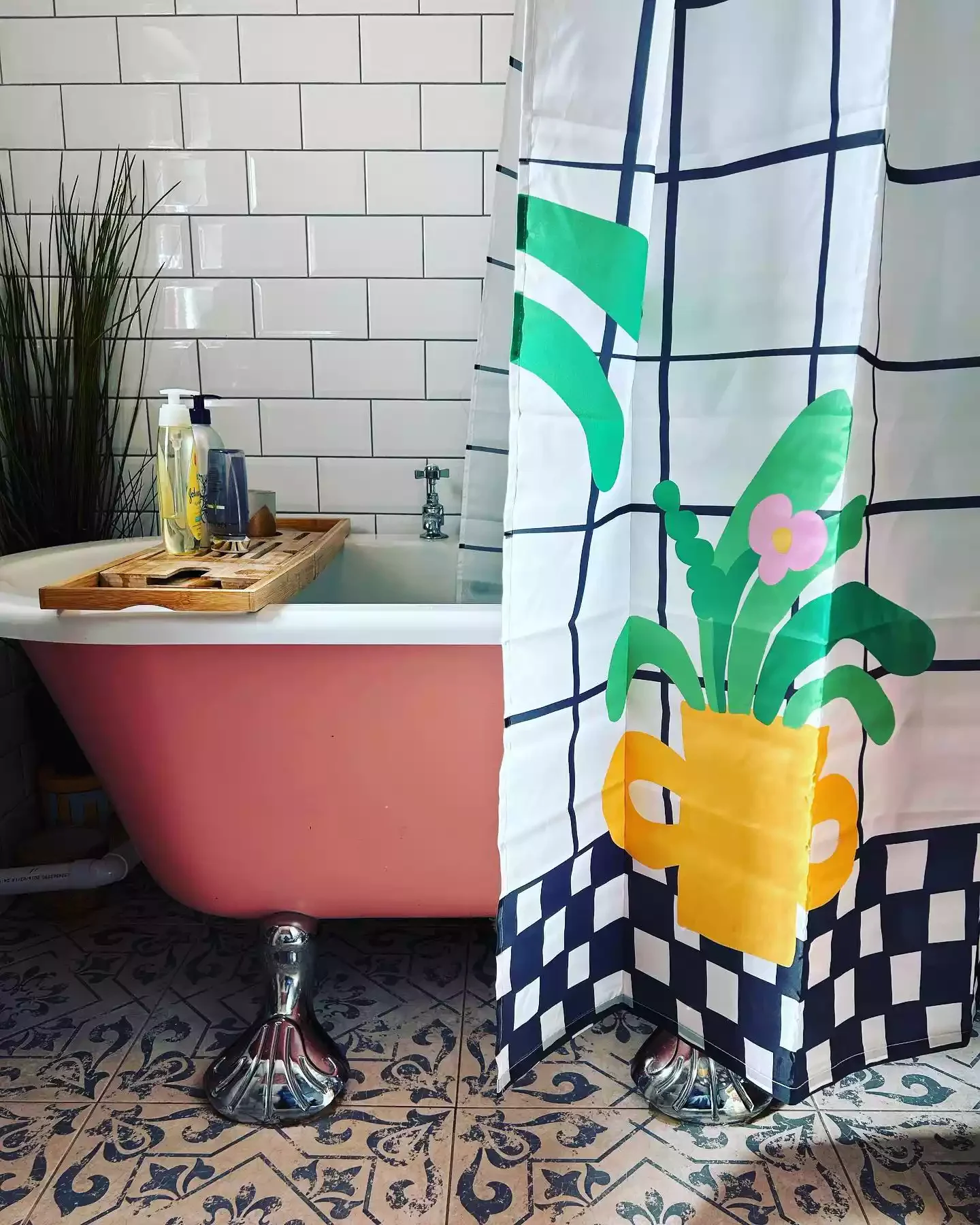 32 Shower Curtain Ideas to Transform Your Bathroom with Maximum Style 27 Upgrade to the Next Level