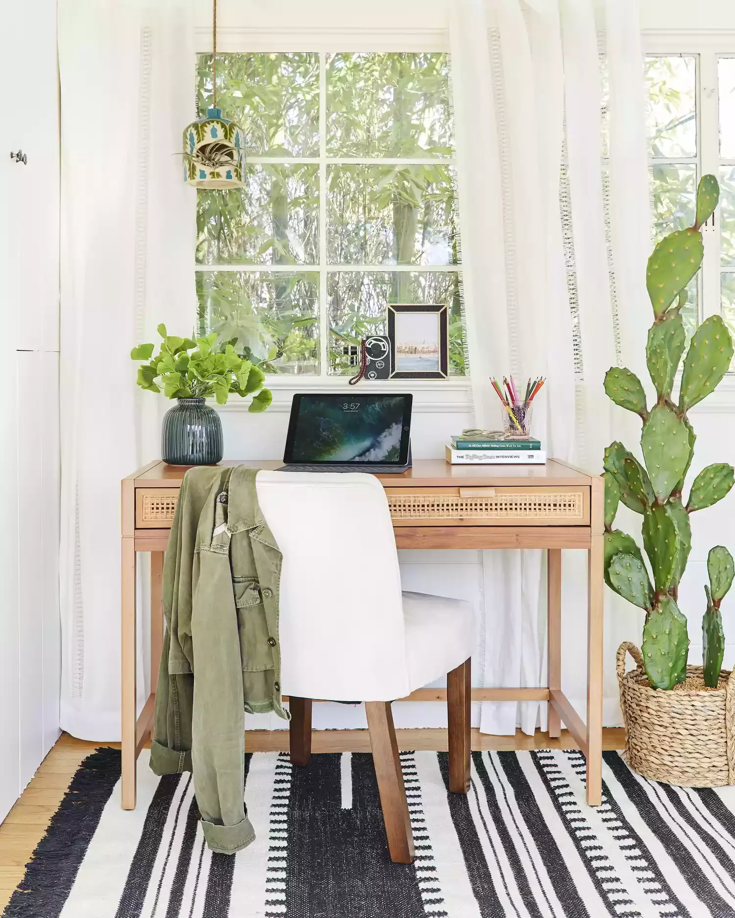 30 Beautiful Ways to Transform Your Apartment Into a Cozy Haven 28 Use Area Rugs to Define Space