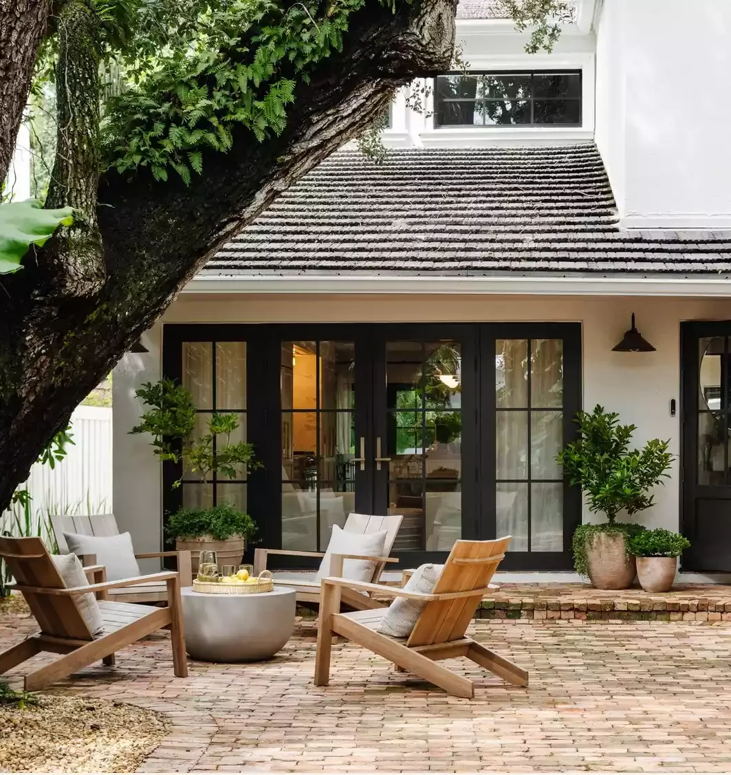 25 Front Patio Ideas That Transform Into an Inviting Haven Use Brick Pavers