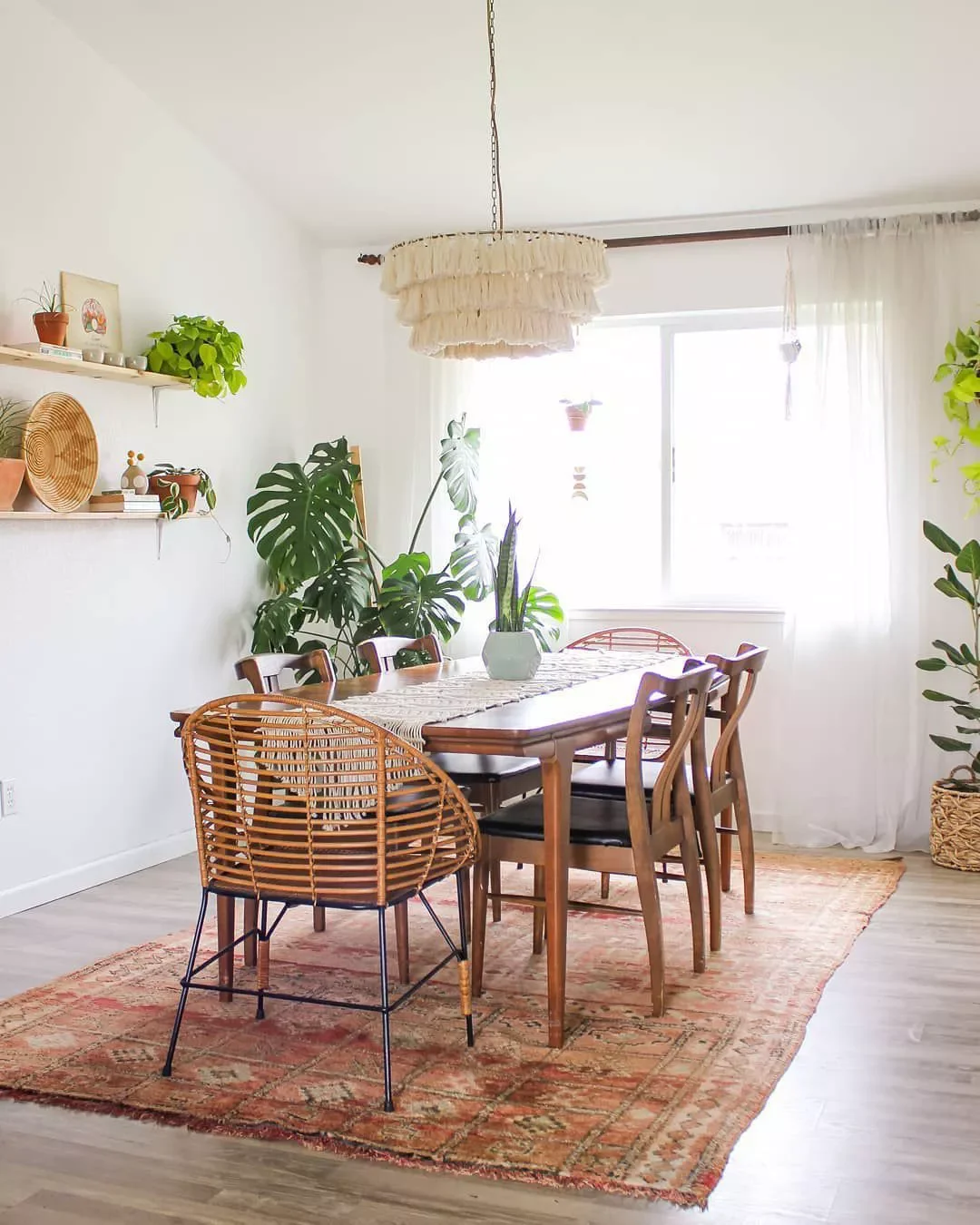 98 Stunning Dining Room Ideas to Transform Your Entertainment Space Use Budget-Friendly Decor