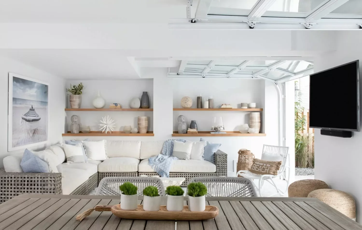 38 Stunning Pool House Ideas to Create Your Dream Backyard Retreat 32 Use Coastal Colors