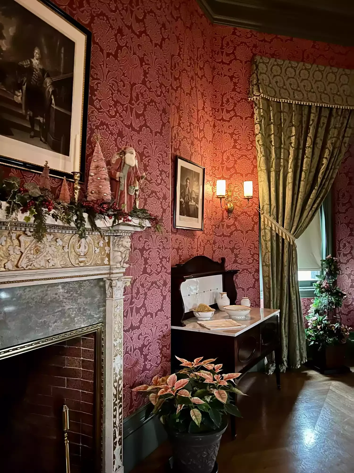 30 Stunning Window Valance Ideas That Will Transform Your Home 3 Use Complementary Colors
