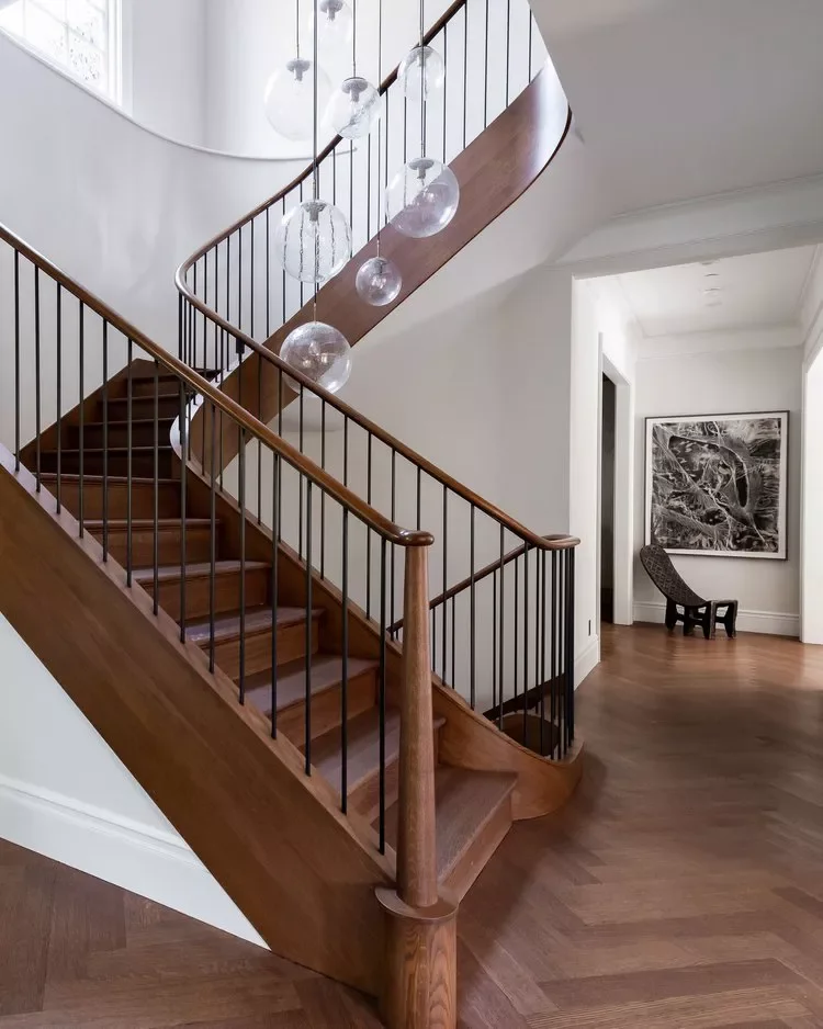 32 Staircase Design Ideas That Transformed Homes This Year Use Contrasting Materials