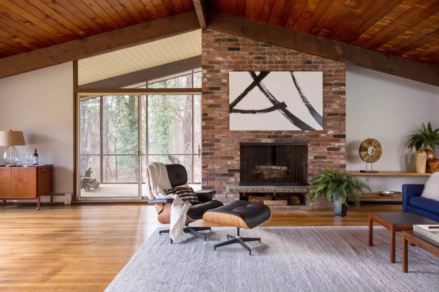 38 Stunning Ceiling Beam Ideas to Transform Your Home 26 Use Contrasting Wood Tones