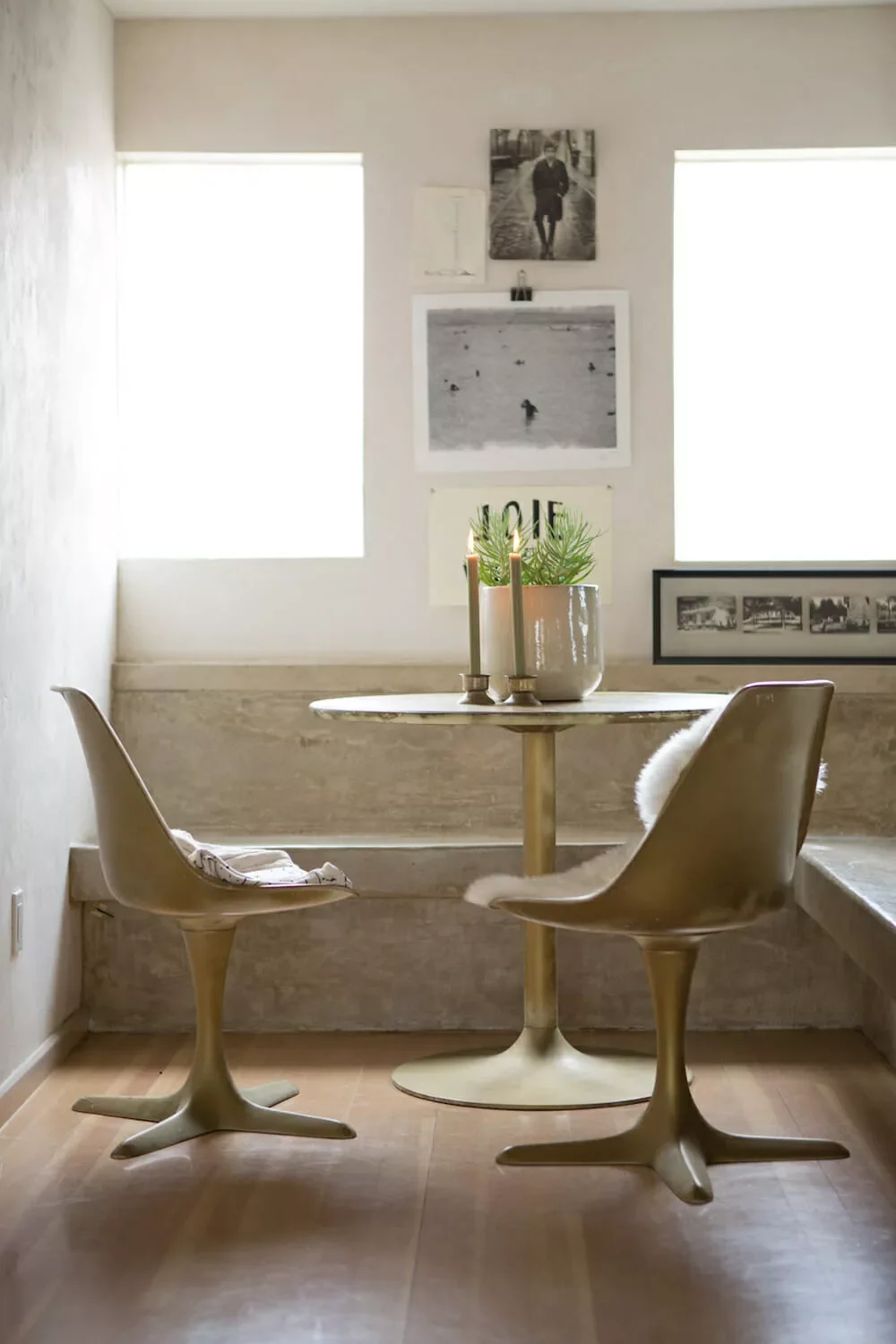 37 Creative Banquette Seating Ideas to Transform Your Home into a Cozy Cafe 20 Use Earthy Finishes