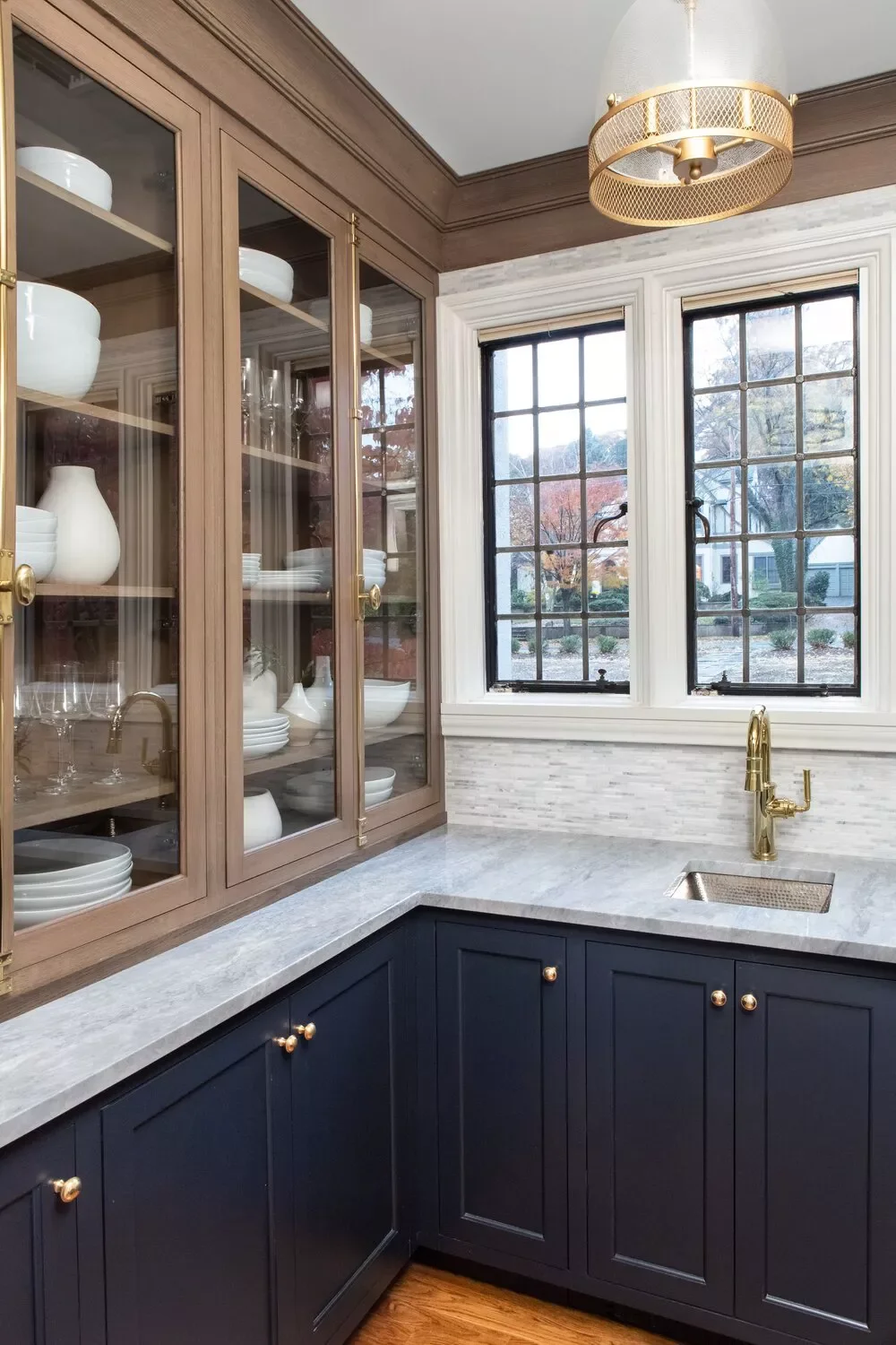 37 Brilliant Pantry Storage Solutions That Make Organization Look Effortless Use Glass-Front Cabinetry
