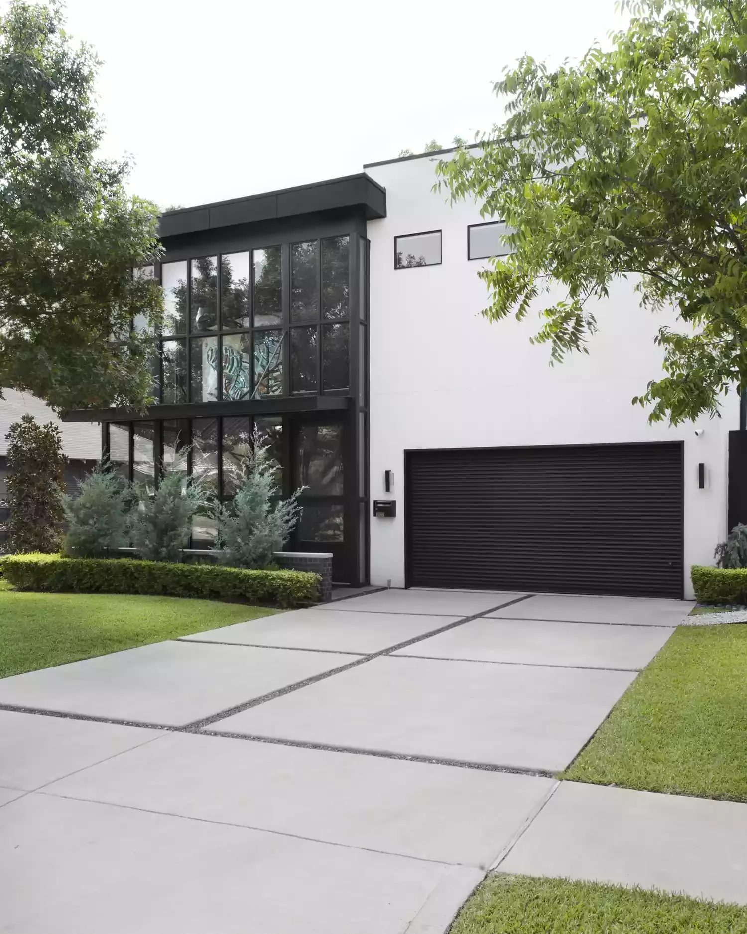 47 Small Front Yard Landscaping Ideas That Will Transform Your Home's Curb Appeal Use Minimalist Landcaping