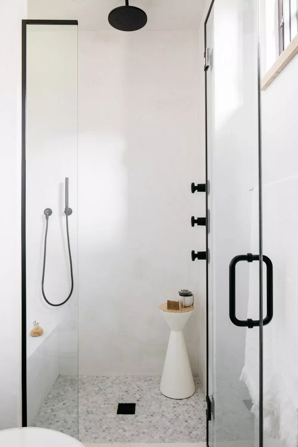 26 Beautiful Walk-In Shower Ideas to Transform Your Small Bathroom 20 Use Modern Hardware