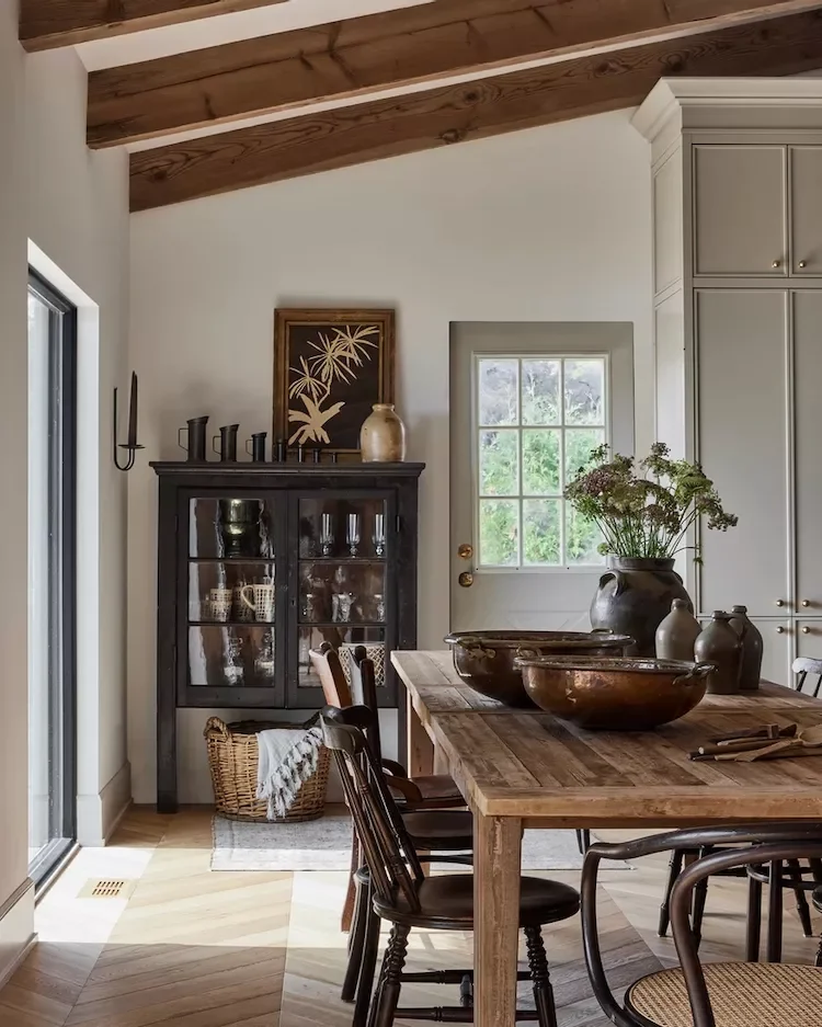 98 Stunning Dining Room Ideas to Transform Your Entertainment Space Use Muted Colors