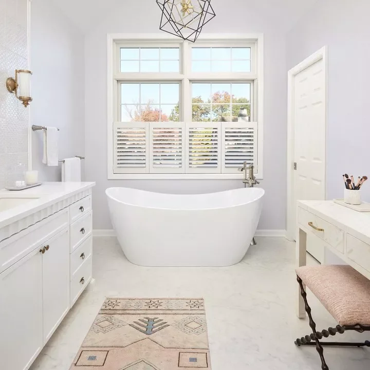 23 Brilliant Bathroom Rug Ideas That Will Transform Your Space 18 Use Muted Hues