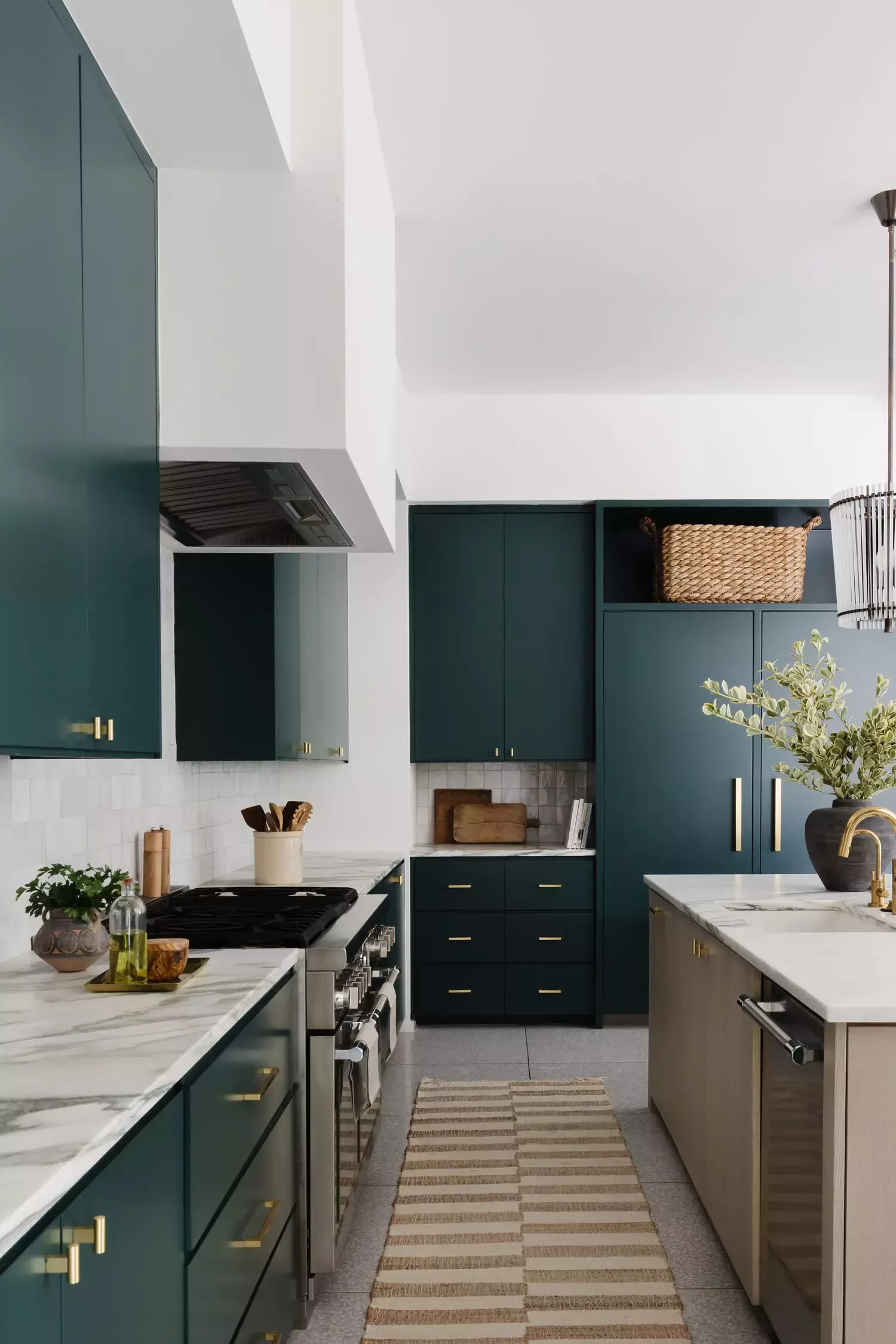 27 Corner Cabinet Solutions That Transform Your Kitchen's Most Challenging Spots Use Paint to Unify Space