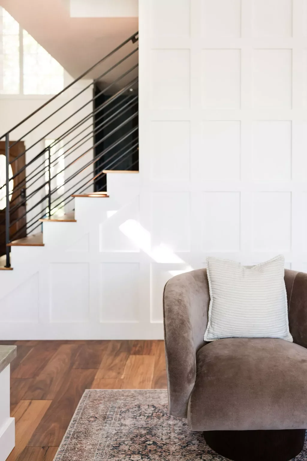 11 Creative Wall Molding and Trim Ideas That Will Transform Your Home 10 Use Personality