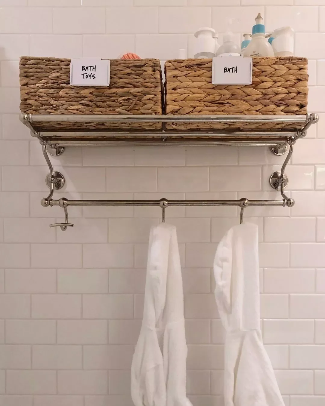 35 Brilliant Bathroom Organization Ideas That Will Transform Your Space Instantly Use Pretty Baskets for Exposed Storage
