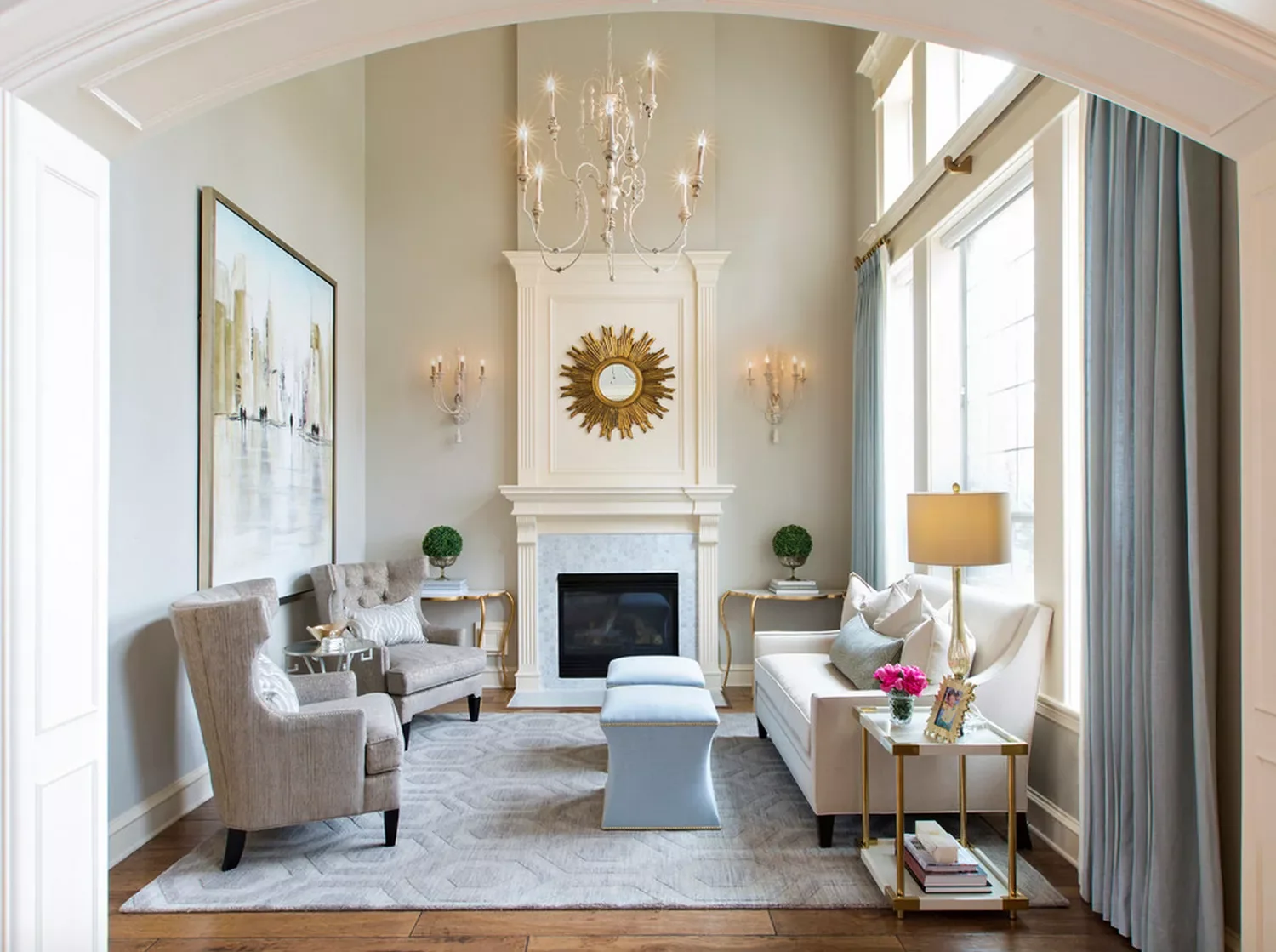 34 Classic Living Room Ideas That Never Go Out of Style Use Soft Colors