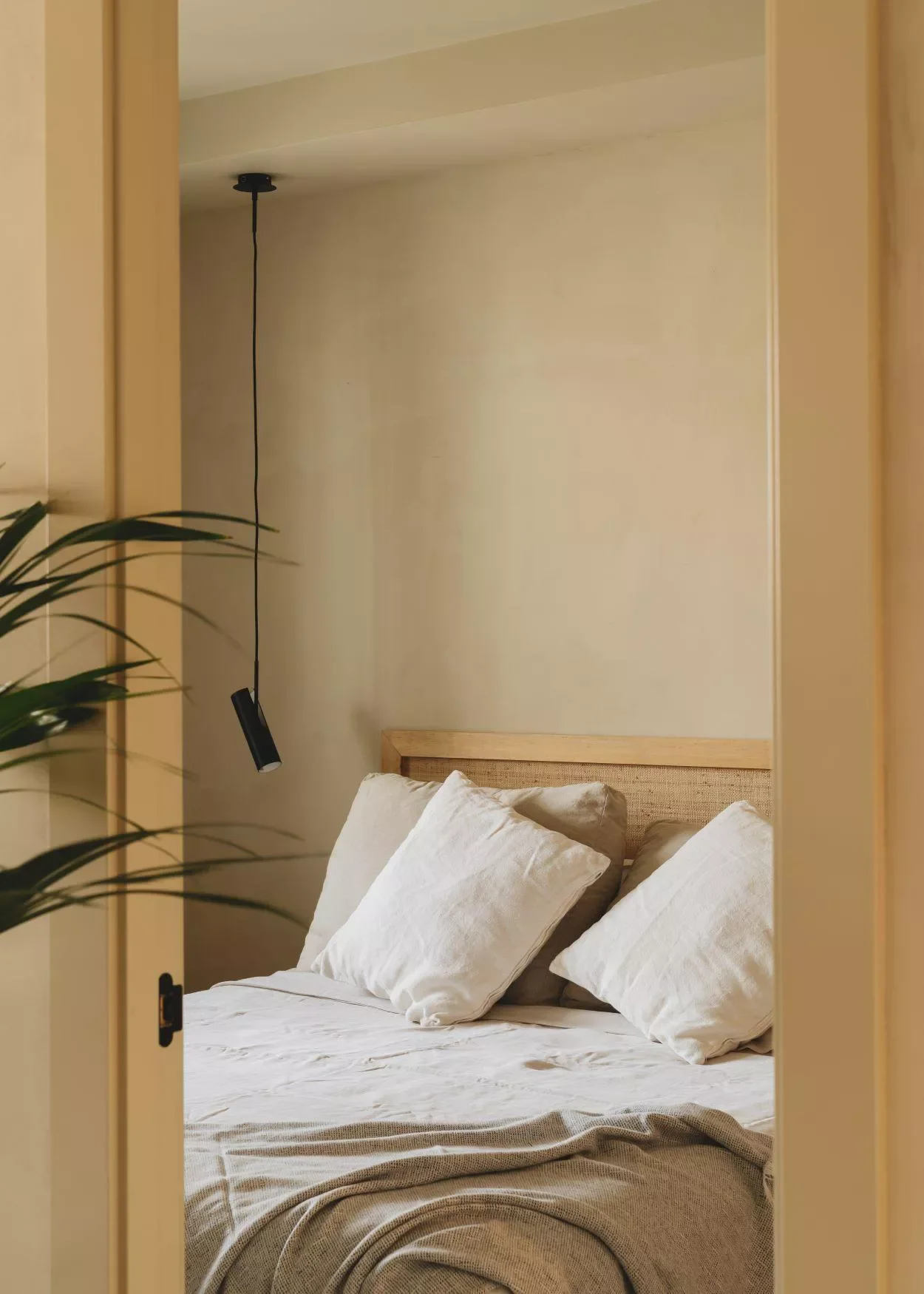 24 Sunny Yellow Bedroom Ideas to Brighten Your Space 20 Use Soft Tonal Shades