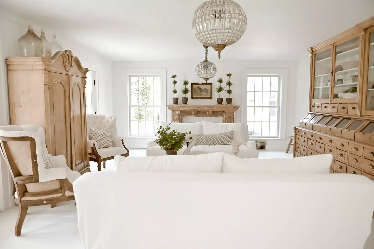92 Living Room Styling Ideas That Will Transform Your Space Use Thrifted Finds