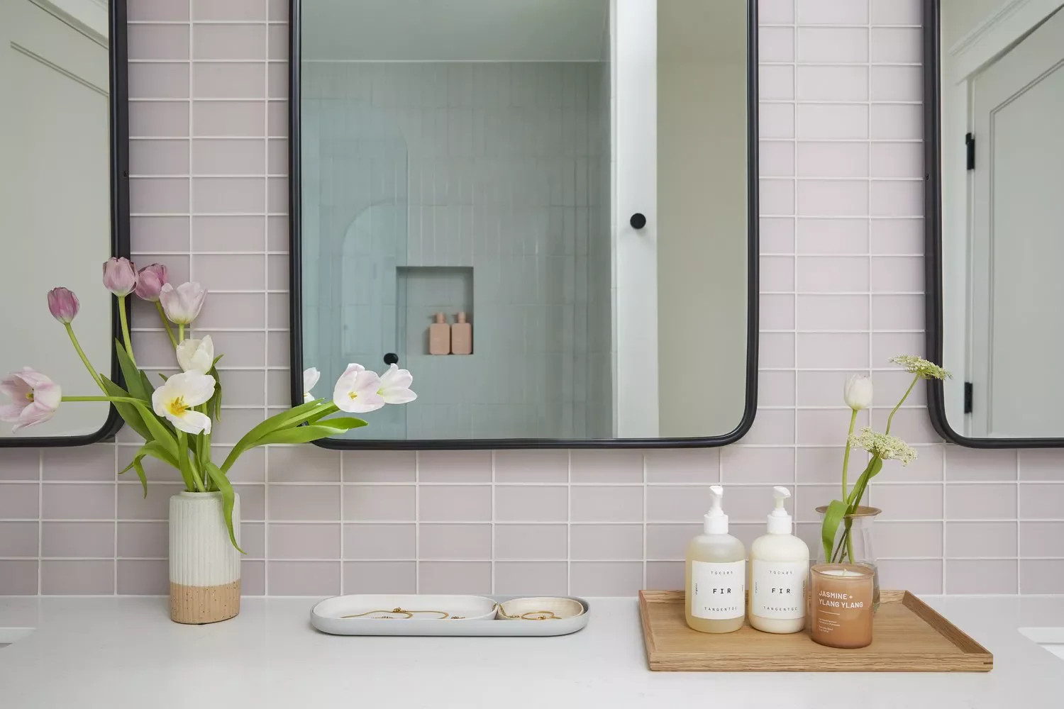 43 Smart Bathroom Storage Solutions That Maximize Every Inch Use Trays
