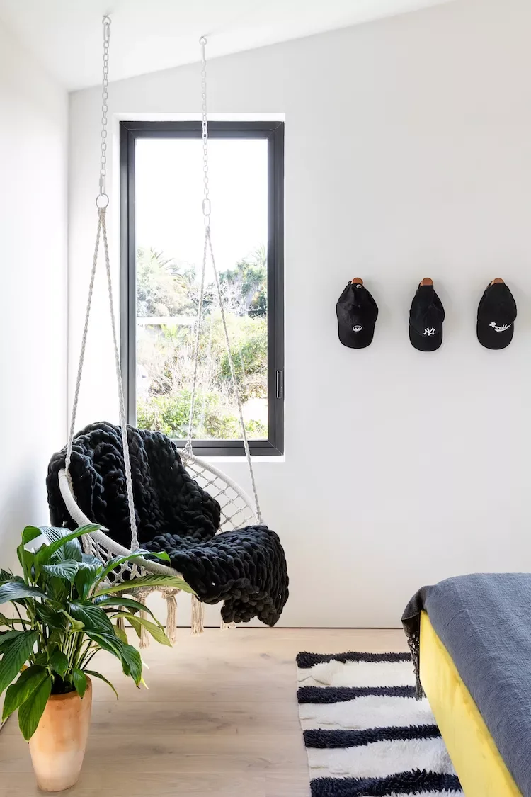 52 Creative and Stylish Teen Bedroom Design Ideas 23 Use Vertical Space