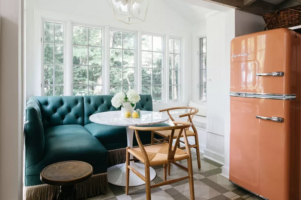37 Creative Banquette Seating Ideas to Transform Your Home into a Cozy Cafe 33 Use Vintage Furniture