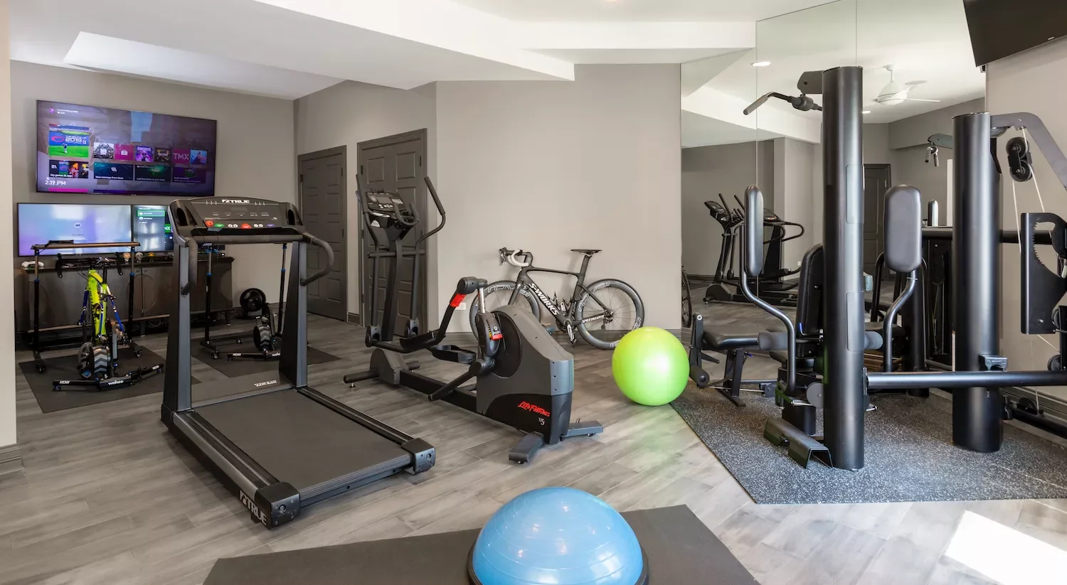 37 Inspiring Home Gym Design Ideas That'll Transform Your Workout Space Use Vinyl Flooring