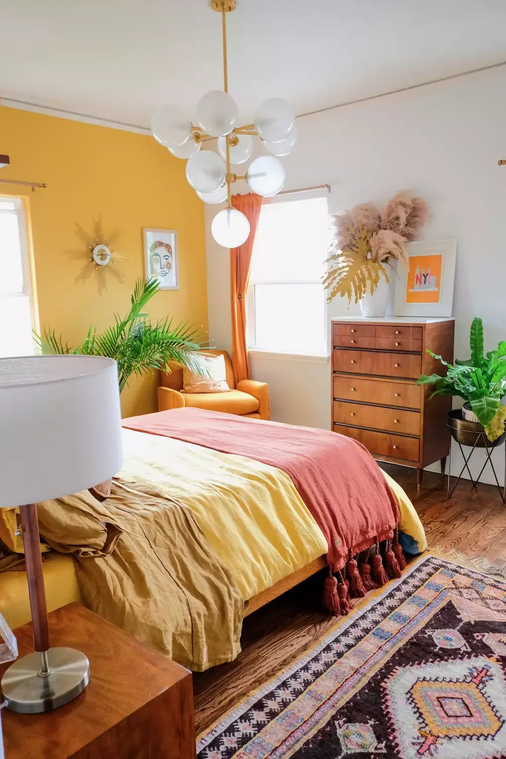 48 Bohemian Bedroom Ideas That Feel Effortlessly Chic and Personal 28 Use Warm Colors
