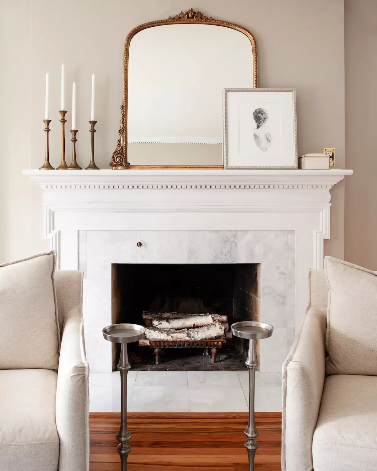 57 Stunning Fireplace Decorating Ideas to Transform Your Living Space 38 Use Warm Metal Tones