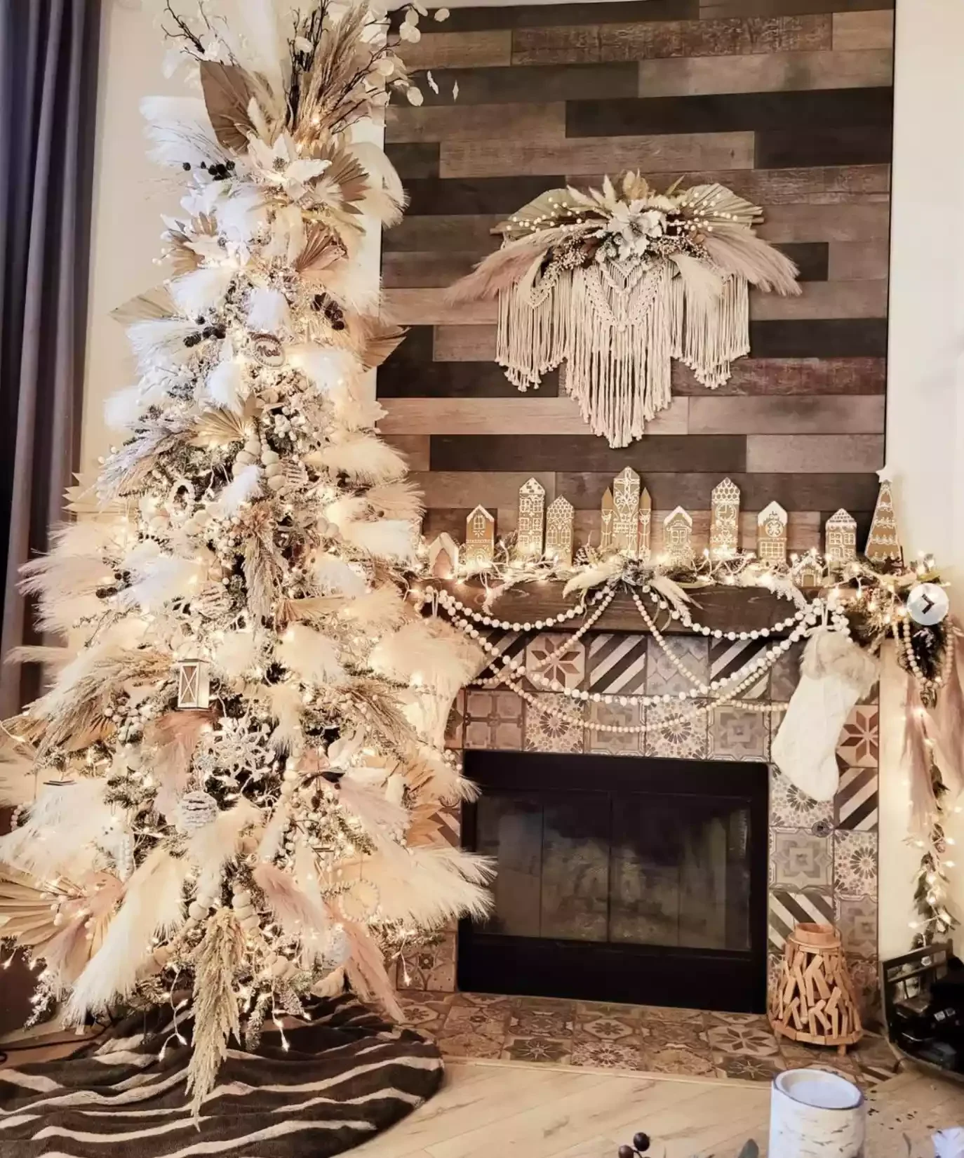 19 Stunning Pampas Grass Christmas Tree Ideas for Your Boho Holiday Style 10 Use White Pampas Grass