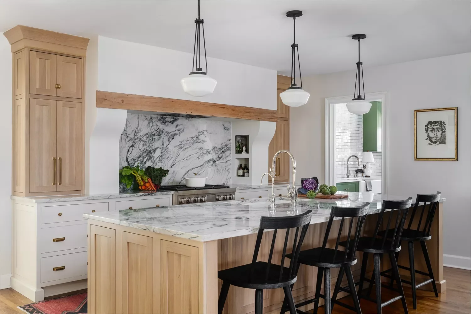 32 Modern Farmhouse Kitchen Ideas That'll Transform Your Cooking Space Use Windsor Chairs