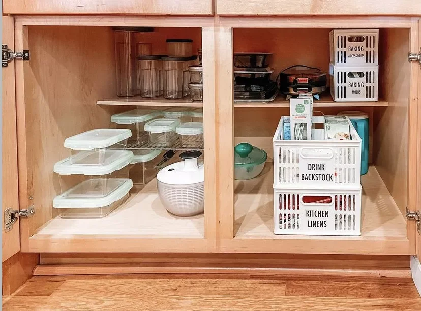 18 Brilliant Ways to Organize Your Food Storage Containers Use Wire Shelves