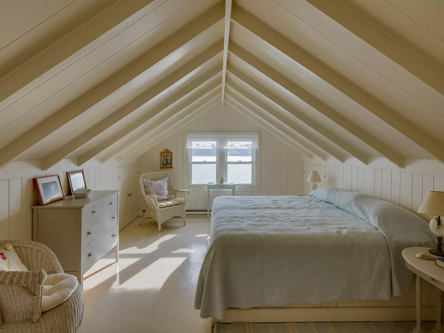 33 Cozy Attic Bedroom Ideas That Will Transform Your Space 24 Use a Pastel Color Palette