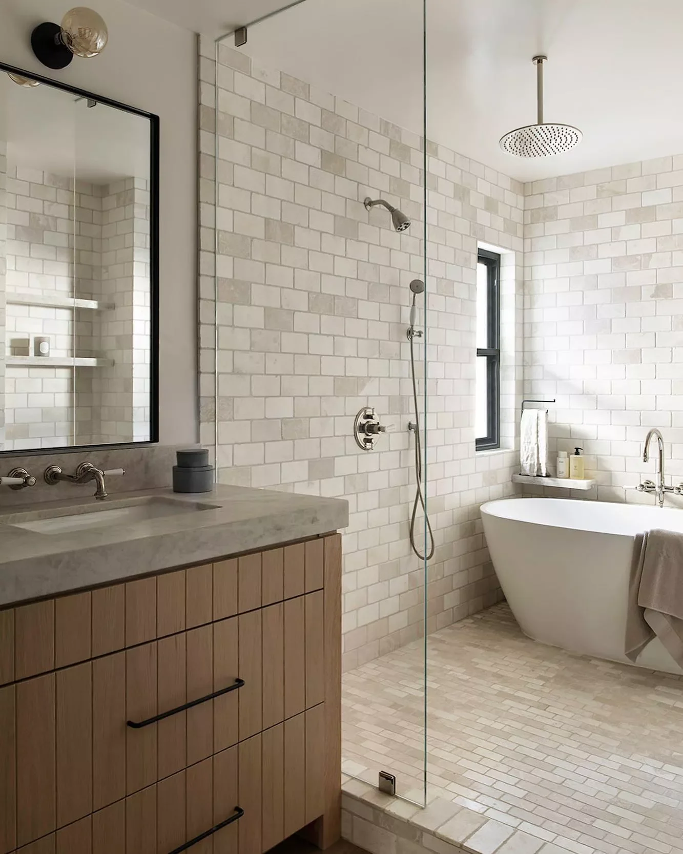 20 Creative Ways to Combine Your Bathtub and Shower in One Space 6 Use a Rainfall Showerhead