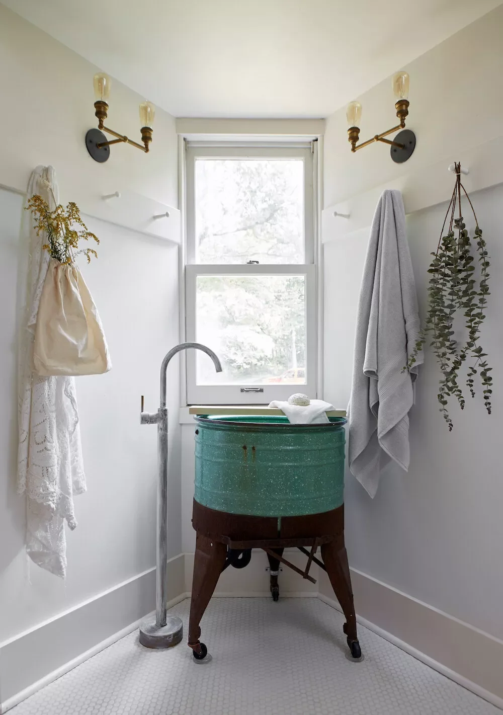 Use a Retro Peg Rail