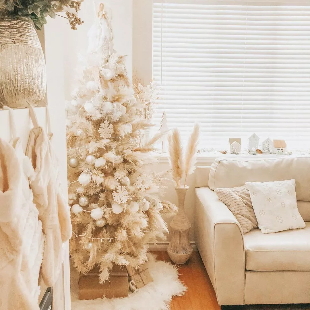19 Stunning Pampas Grass Christmas Tree Ideas for Your Boho Holiday Style 9 Use a White Tree as a Base