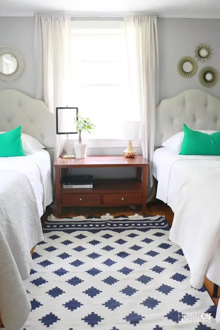 22 Smart Ways to Fit Two Beds in Your Small Bedroom 14 Use an Extra-Wide Table