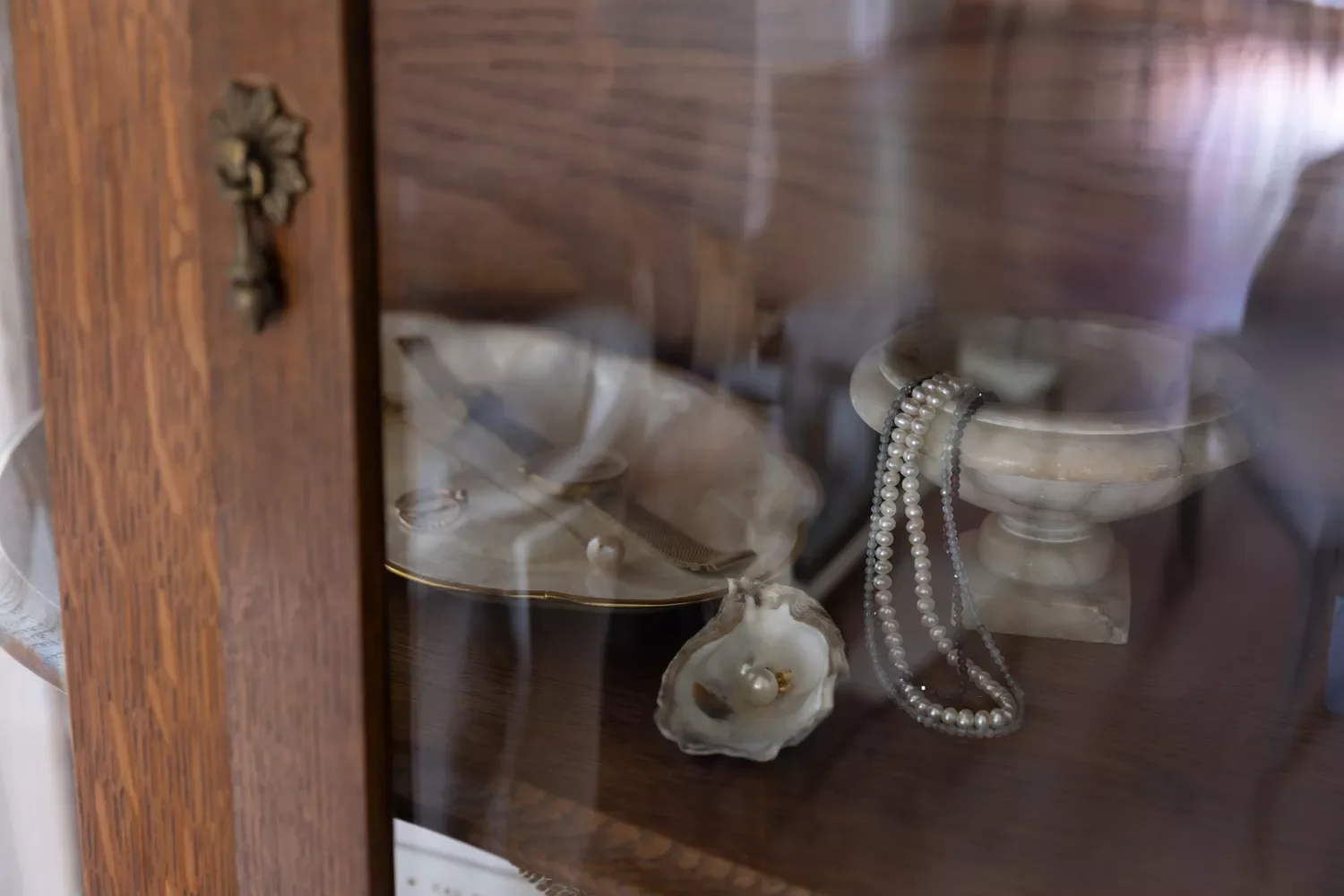 20 Creative Jewelry Organization Ideas That Beautify Your Space Utilize a Display Cabinet