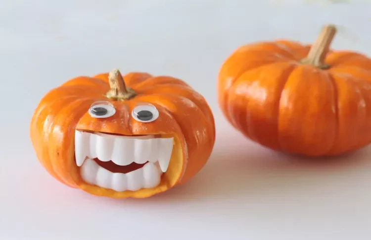 90 Creative Pumpkin Decorating Ideas to Try This Season 33 Vampire Pumpkins