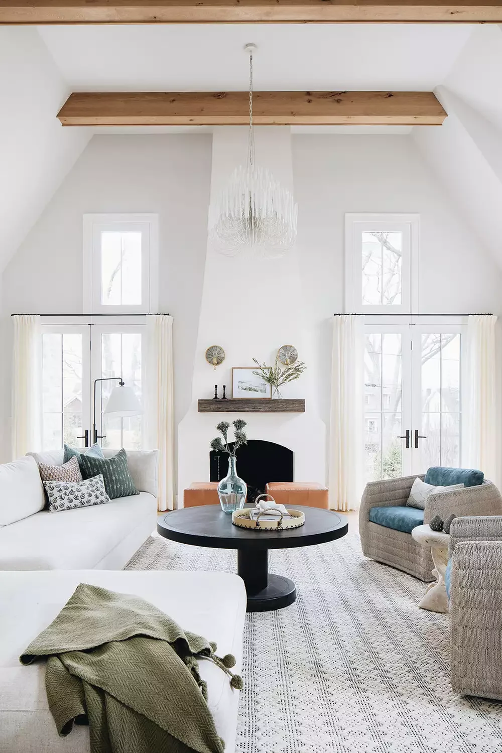 30 Gorgeous Living Room Rug Ideas That Will Transform Your Space This Year Vary Your Prints