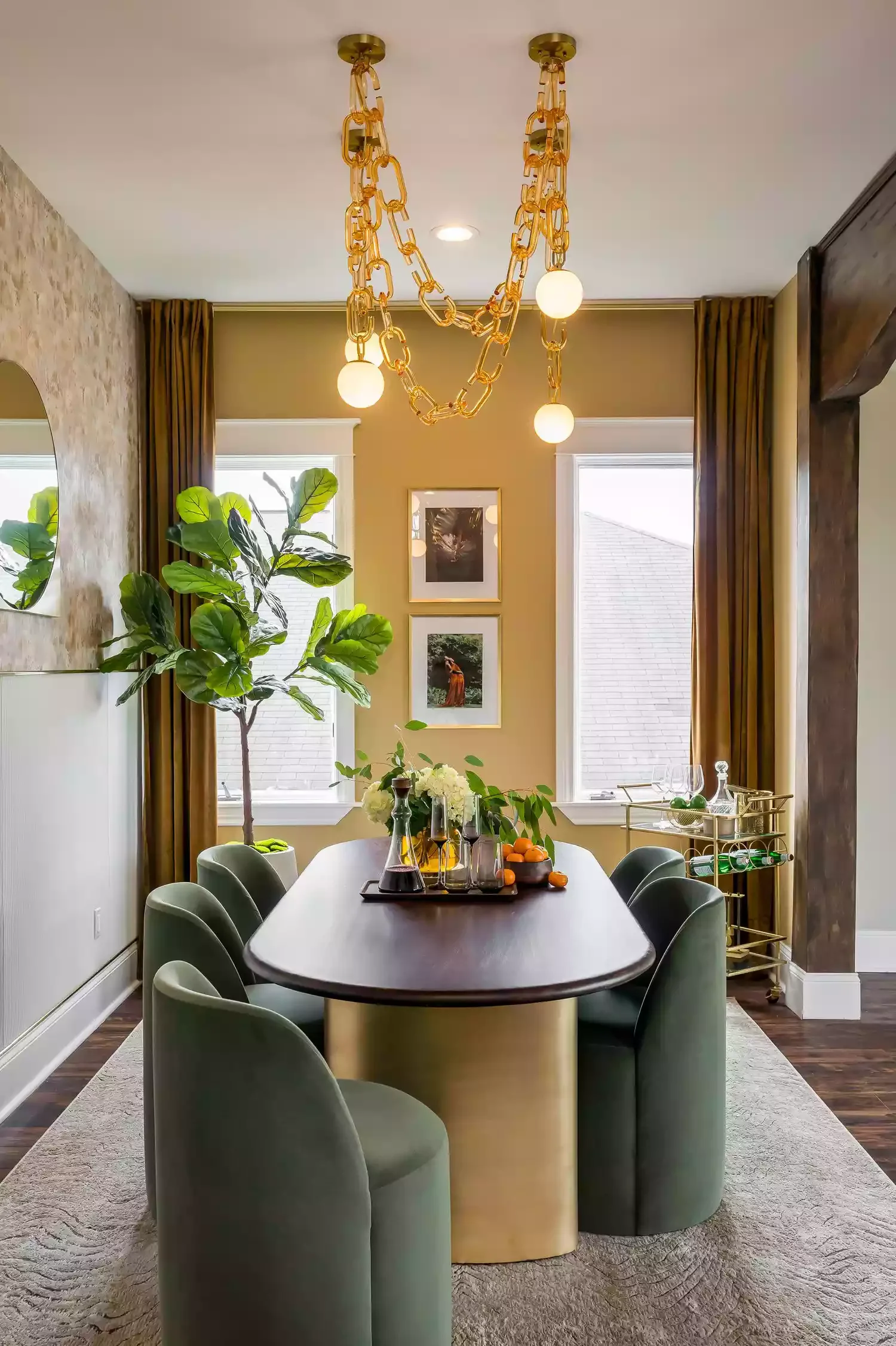 30 Stunning Dining Room Curtain Ideas That Will Transform Your Space Velvet Drapes