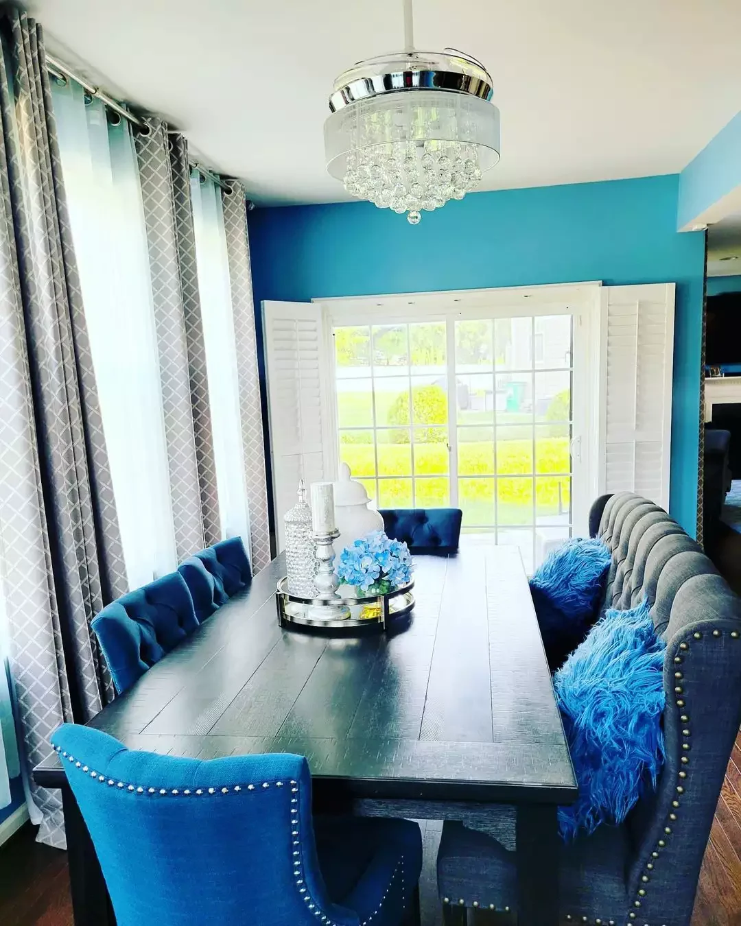40 Stunning Blue Dining Room Ideas That Will Transform Your Space 16 Versatile Seating