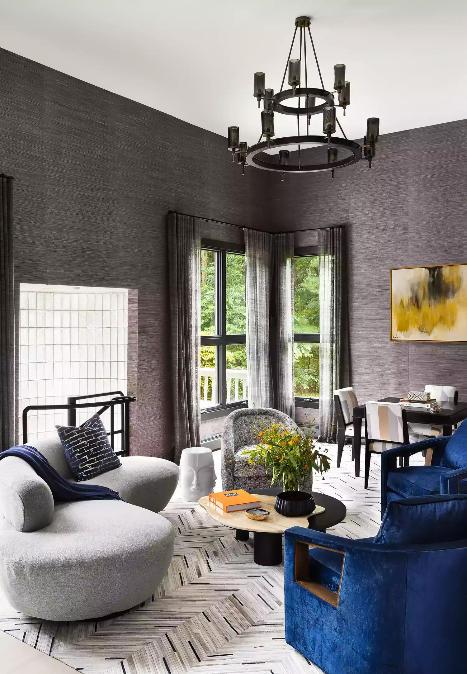 35 Stunning Living Room Wallpaper Ideas to Transform Your Space 15 Versatile Style